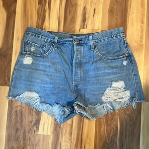 Levi shorts